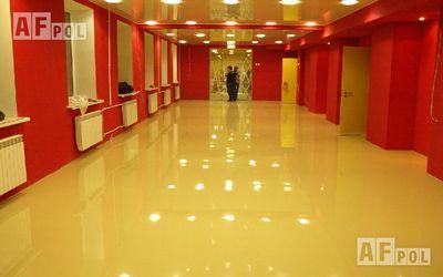 Наливные полы в общественных зданиях